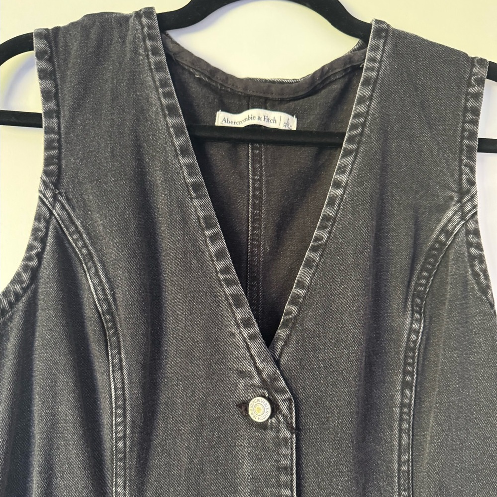 The A&F Mara Vest Midi Dress L